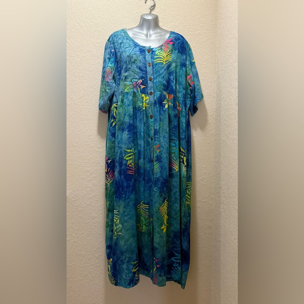 Vibrant Tropical Floral Button-Down Dress